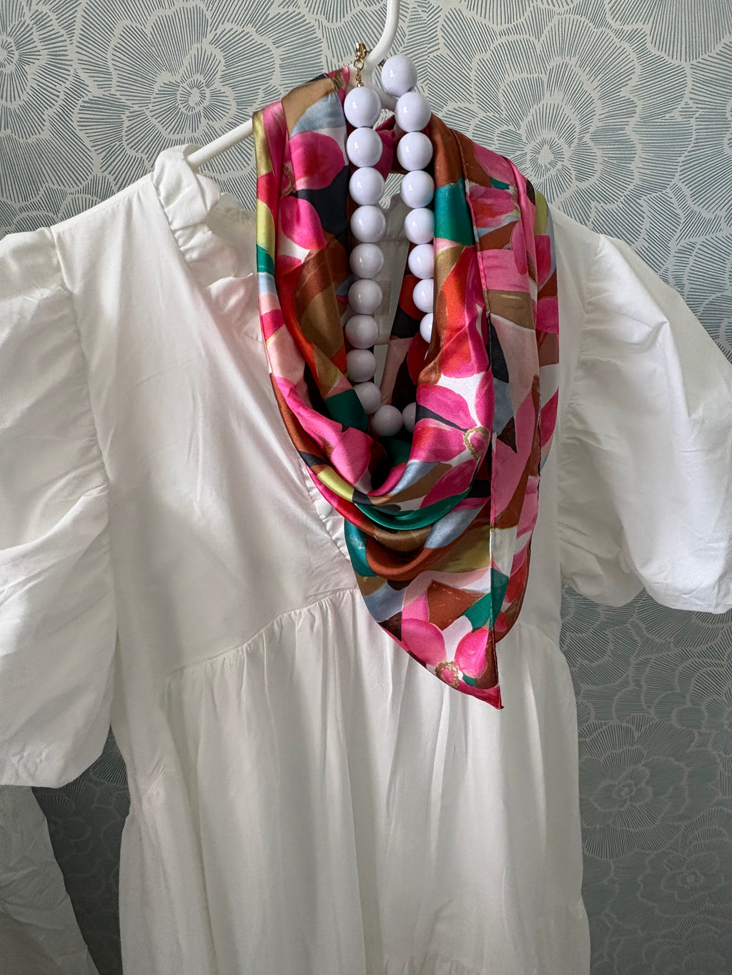 Flower Punch Scarf Necklace