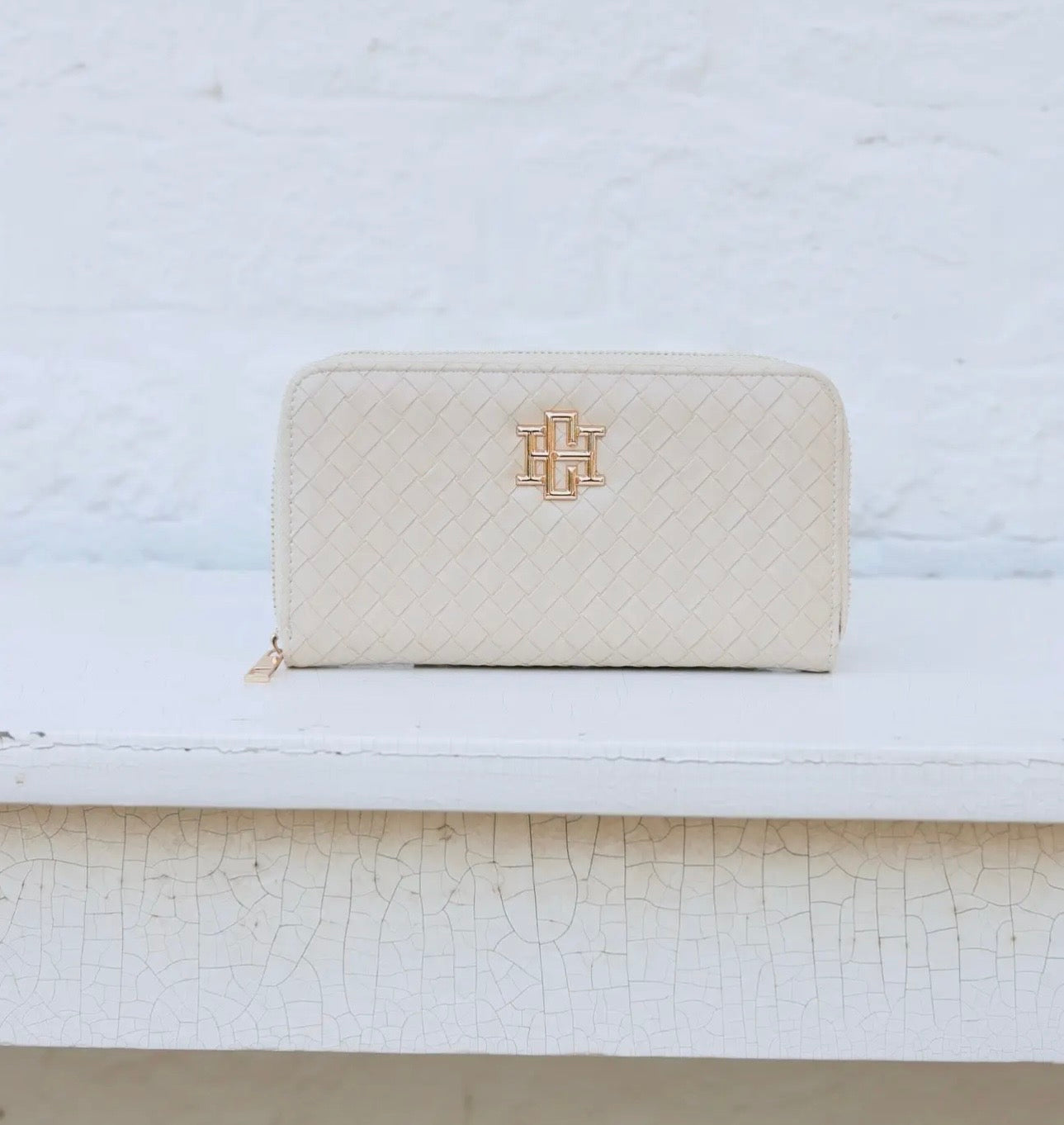 Essential Wallet