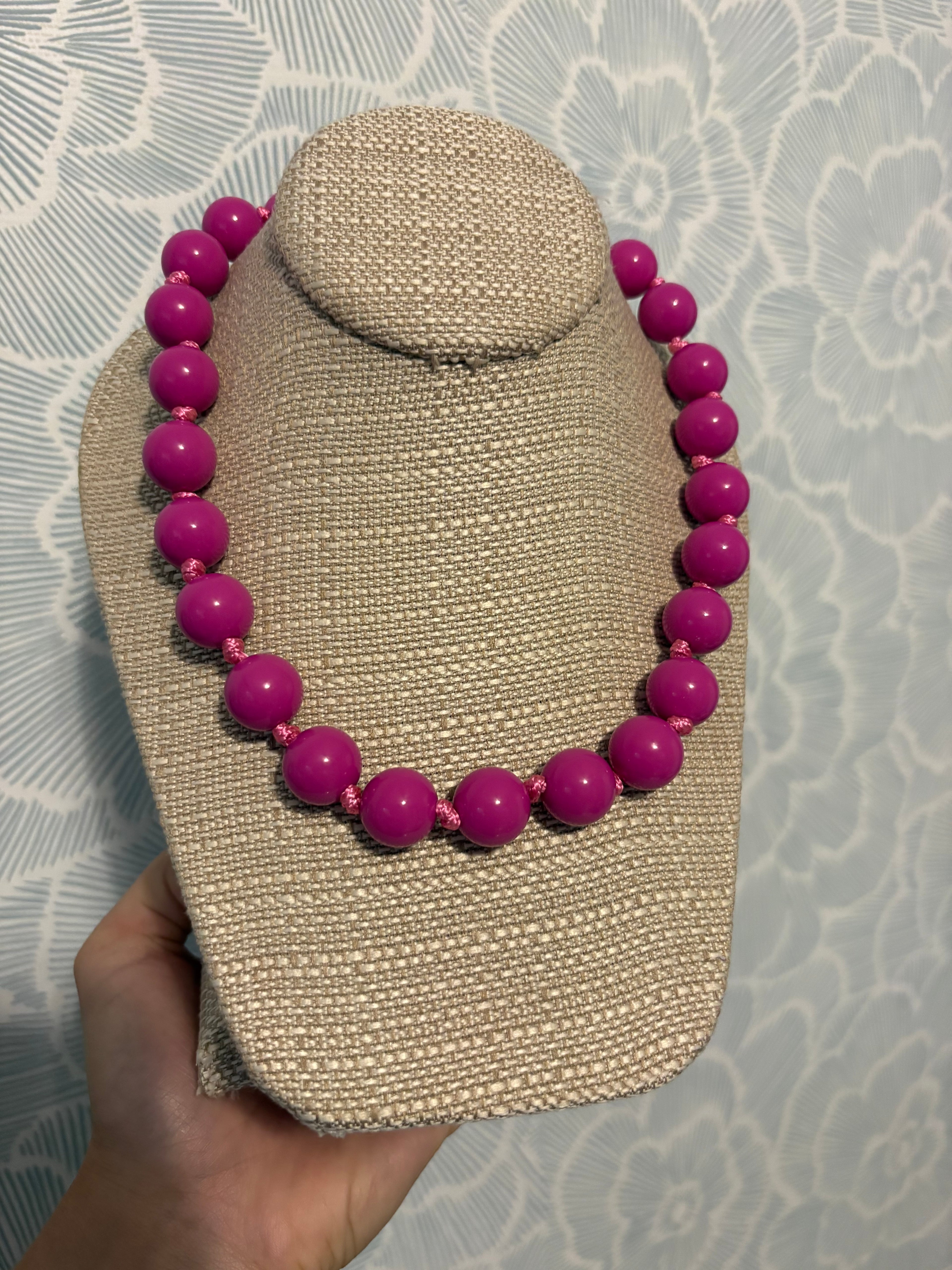 Magenta Pop Necklace