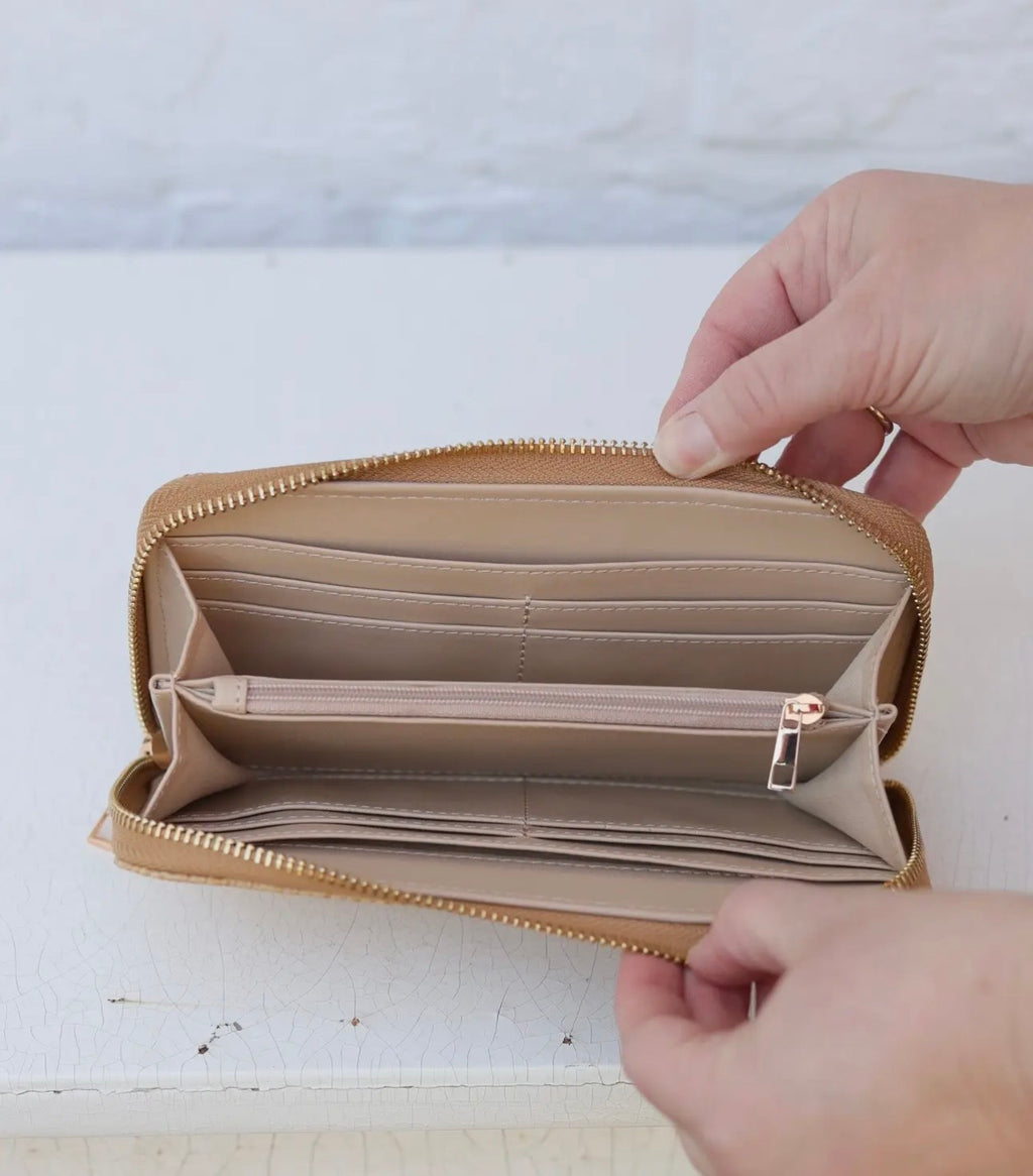 Essential Wallet
